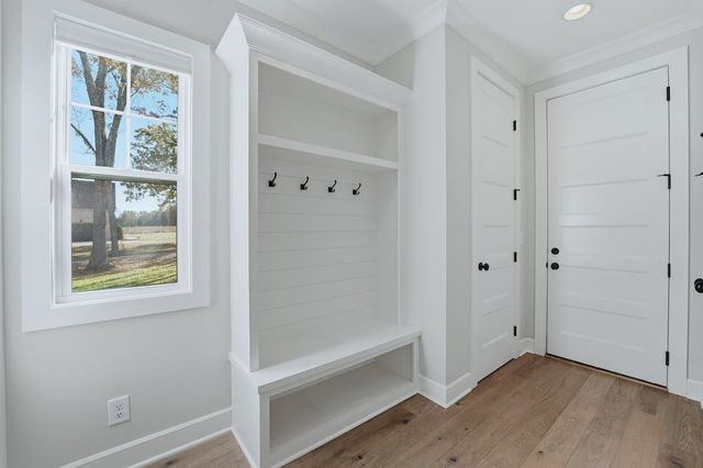 1497 Phillips Rd, Lebanon, TN 37087