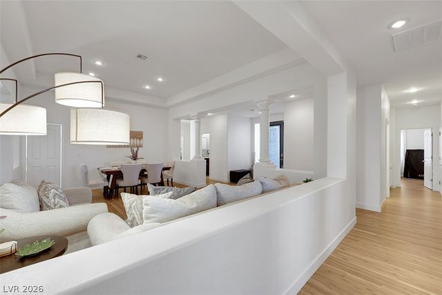 10201 Brilliant View Court, Las Vegas, NV 89129