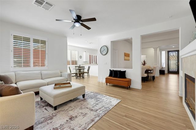 10201 Brilliant View Court, Las Vegas, NV 89129