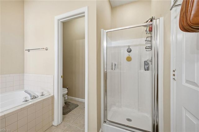 1864 Kempsville Crossing Ln, Virginia Beach, VA 23464