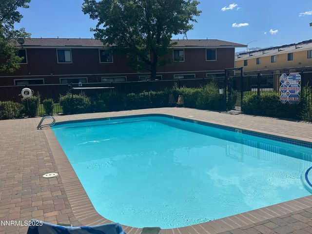 863 Nutmeg Place 12, Reno, NV 89502