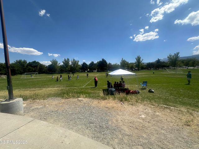 863 Nutmeg Place 12, Reno, NV 89502