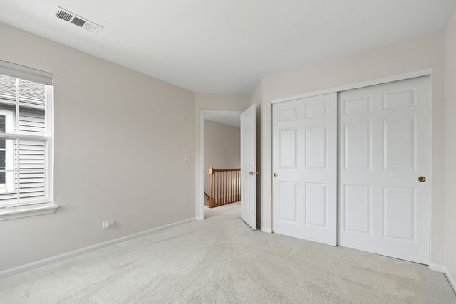 303 Glen Leven Court 303, Schaumburg, IL 60194
