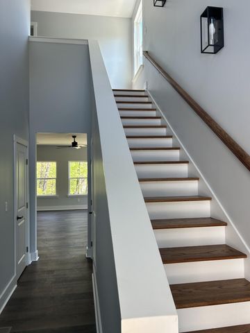 539 Tree Top Lane, Hixson, TN 37343