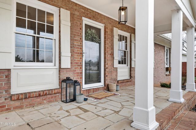 867 Northeast Wayne Avenue, Abingdon, VA 24210