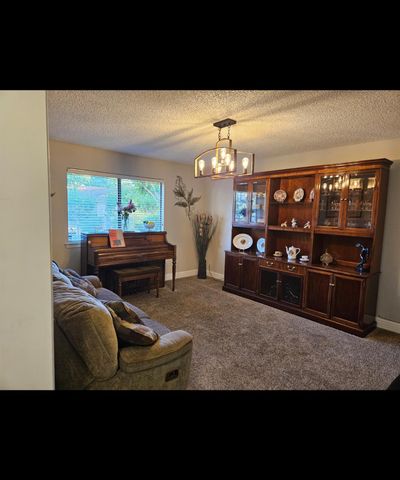 2210 E Jon Drive, Fresno, CA 93720