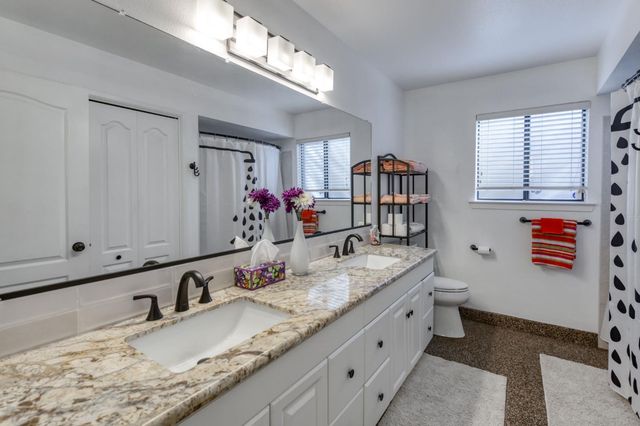 2210 E Jon Drive, Fresno, CA 93720