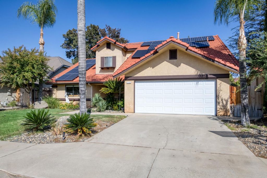 Image 1 of property listing at 2210 E Jon Drive, Fresno, CA 93720