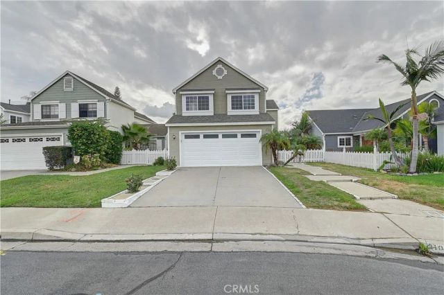 21091 Redwood Lane, Mission Viejo, CA 92691