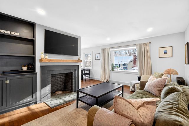 1 Kimball Avenue, Salem, NH 03079