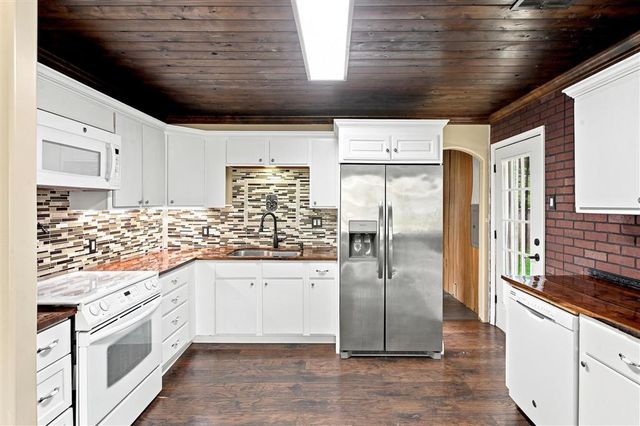 1128 Matilda Street, Westlake, LA 70669