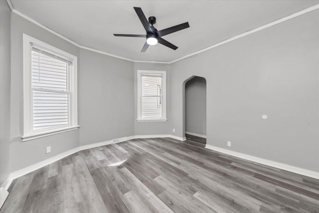 27 E 117th Place, Chicago, IL 60628