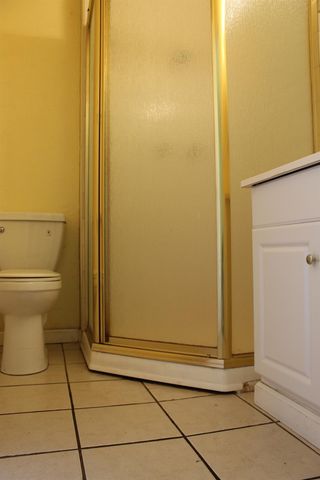 602 Brookwood Rd, Roseville, CA 95678