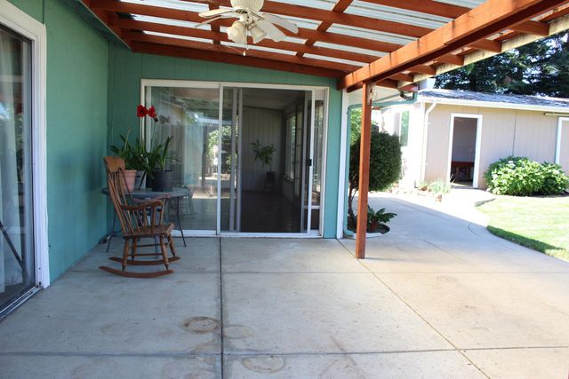 602 Brookwood Rd, Roseville, CA 95678