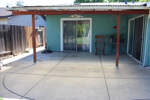 602 Brookwood Rd, Roseville, CA 95678