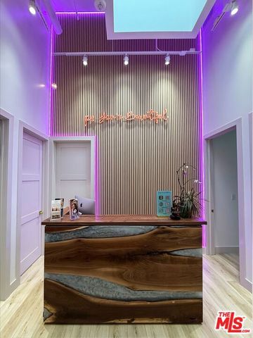 8500 Melrose Avenue 210, West Hollywood, CA 90069