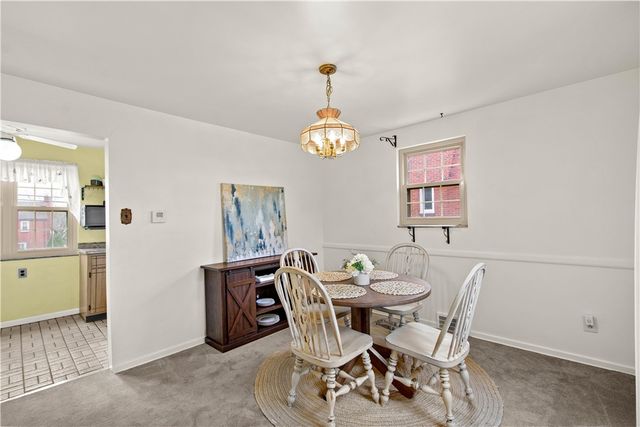 2027 Brookfield Rd, Scott Twp, PA 15243