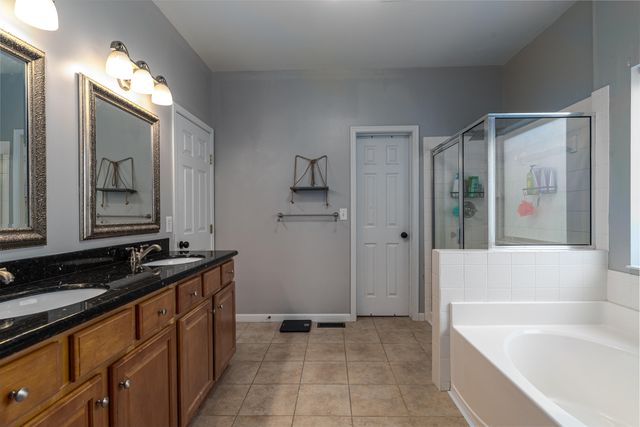 1111 Bayswater Drive, Union, KY 41091