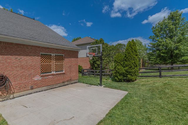 1111 Bayswater Drive, Union, KY 41091