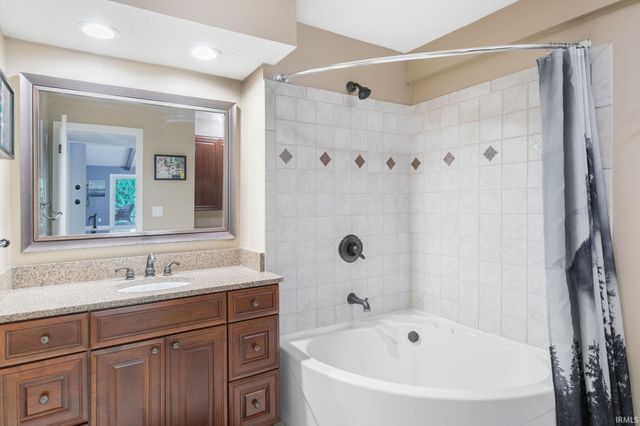 17555 N Juday Lake Drive, South Bend, IN 46635