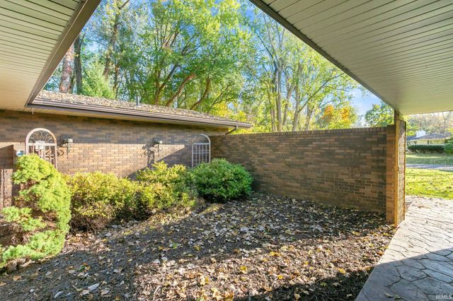 17555 N Juday Lake Drive, South Bend, IN 46635