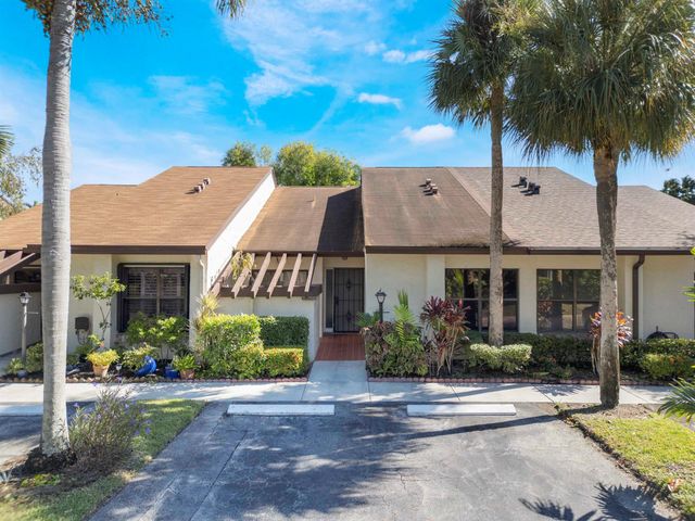 3928 Vine Trail B, Lake Worth, FL 33467