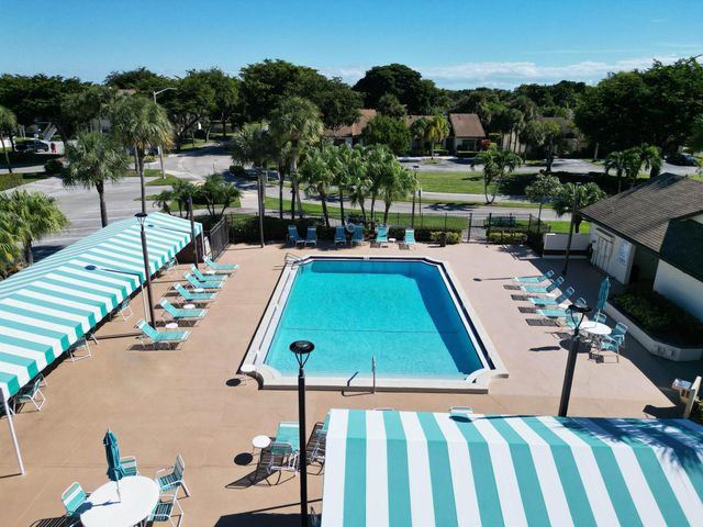 3928 Vine Trail B, Lake Worth, FL 33467