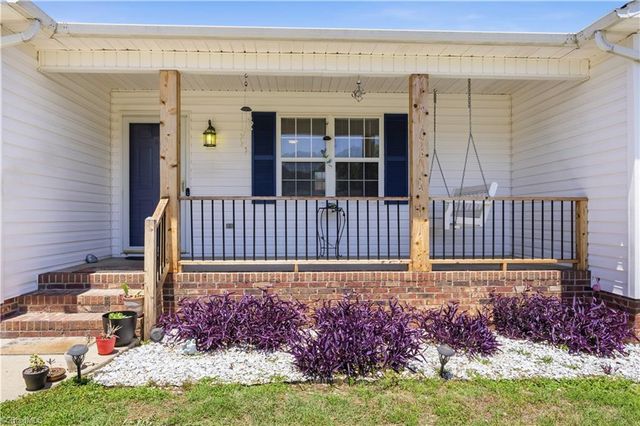 108 Ridge Creek Circle, Trinity, NC 27370