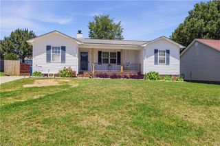 108 Ridge Creek Circle, Trinity, NC 27370