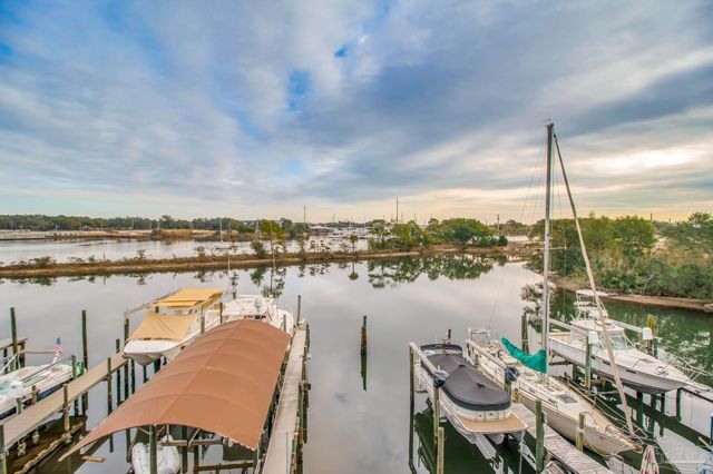 1280 Mahogany Mill Rd 13, Pensacola, FL 32507