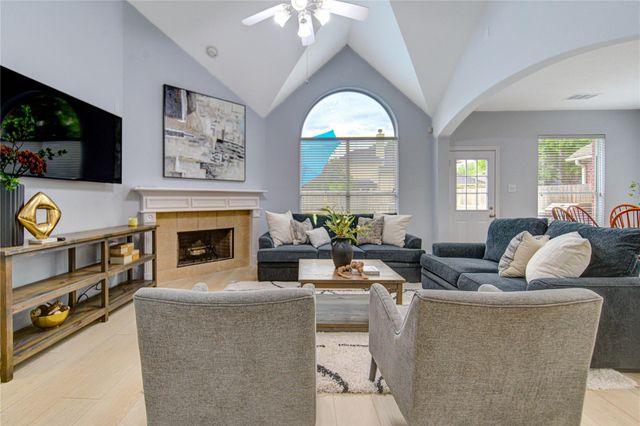 5030 Shadow Breeze Lane, Katy, TX 77494