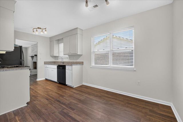 7725 Suzanne Drive, North Charleston, SC 29418