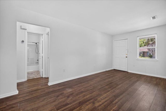 7725 Suzanne Drive, North Charleston, SC 29418