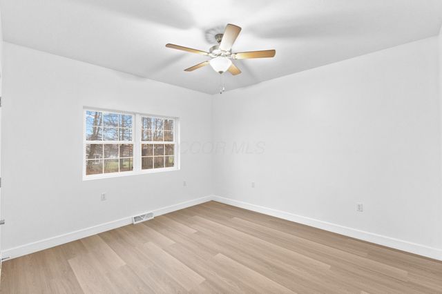 15066 Monroe Mills Road, Mount Vernon, OH 43050