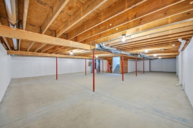 15066 Monroe Mills Road, Mount Vernon, OH 43050