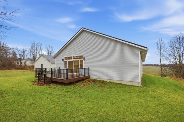 15066 Monroe Mills Road, Mount Vernon, OH 43050