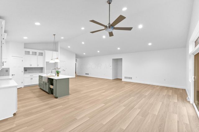 15066 Monroe Mills Road, Mount Vernon, OH 43050