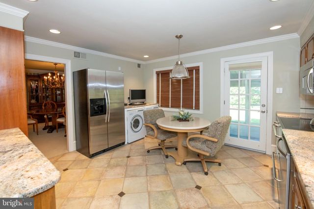 1004 SPRING VALLEY RD, Jenkintown, PA 19046