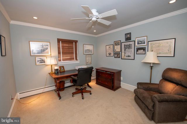 1004 SPRING VALLEY RD, Jenkintown, PA 19046