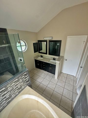 9227 BLOCKADE DR, San Antonio, TX 78240