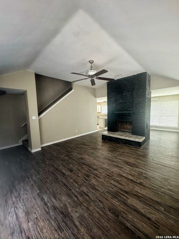 9227 BLOCKADE DR, San Antonio, TX 78240