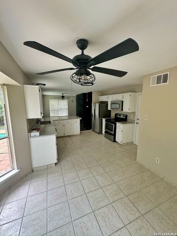 9227 BLOCKADE DR, San Antonio, TX 78240