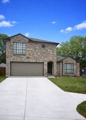 9227 BLOCKADE DR, San Antonio, TX 78240