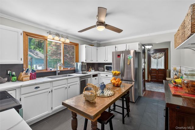 5375 Route 9W, Newburgh, NY 12550