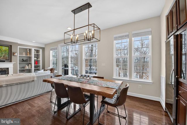 20209 CENTER BROOK SQ, Sterling, VA 20165