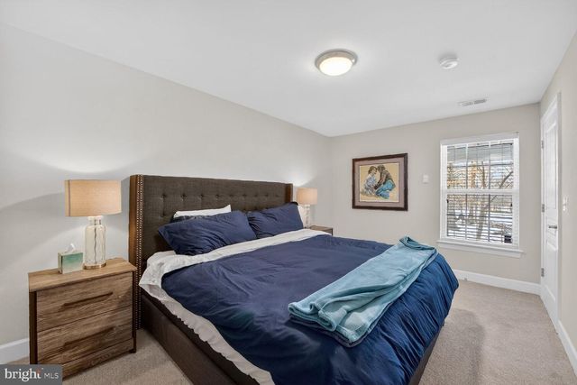 20209 CENTER BROOK SQ, Sterling, VA 20165