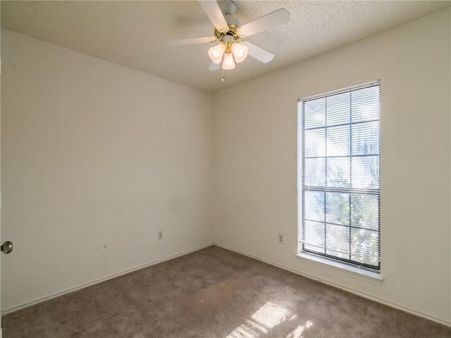 2121 Country Oaks Drive, Garland, TX 75040