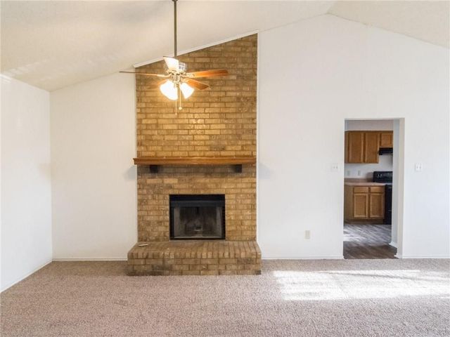 2121 Country Oaks Drive, Garland, TX 75040