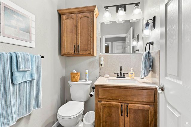 3209 Driftwood Dr., Manhattan, KS 66503