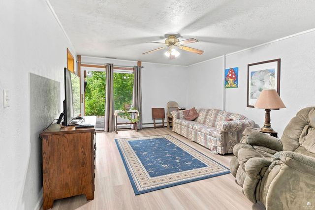 3209 Driftwood Dr., Manhattan, KS 66503